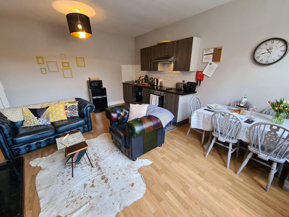Coopers, Ground Floor Apartment With 2 Bedrooms And 2 Bathrooms Within A Georgian Listed Building Burton-upon-Trent Extérieur photo
