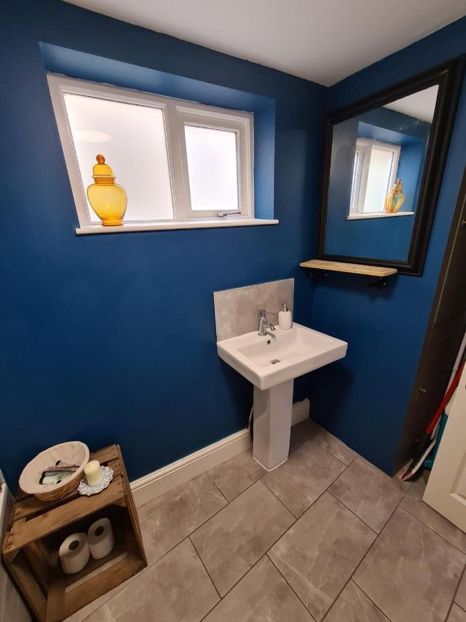 Coopers, Ground Floor Apartment With 2 Bedrooms And 2 Bathrooms Within A Georgian Listed Building Burton-upon-Trent Extérieur photo