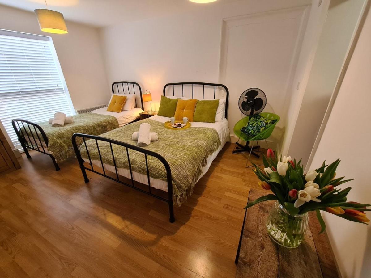 Coopers, Ground Floor Apartment With 2 Bedrooms And 2 Bathrooms Within A Georgian Listed Building Burton-upon-Trent Extérieur photo