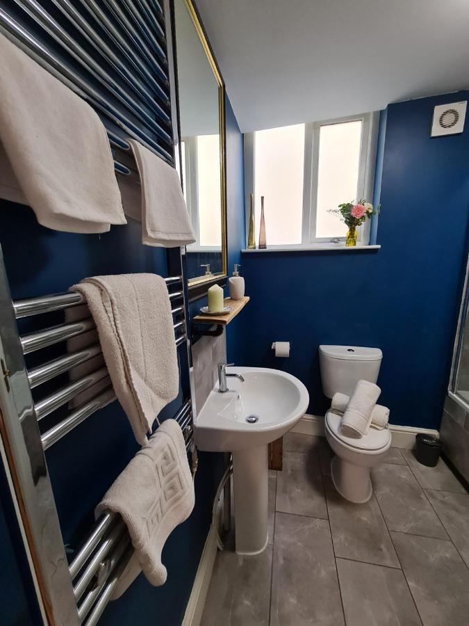 Coopers, Ground Floor Apartment With 2 Bedrooms And 2 Bathrooms Within A Georgian Listed Building Burton-upon-Trent Extérieur photo